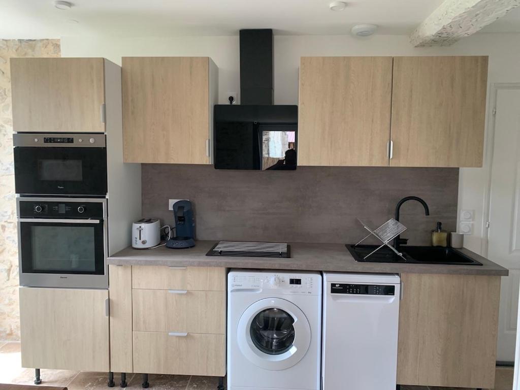 Chenaud Superbe Appartement Calme מראה חיצוני תמונה