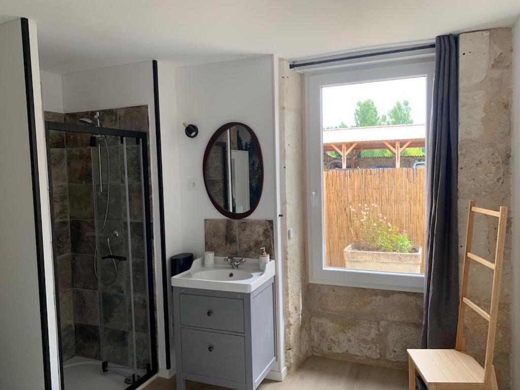 Chenaud Superbe Appartement Calme מראה חיצוני תמונה